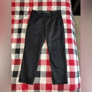 Nike drifit mens XL black sweatpants